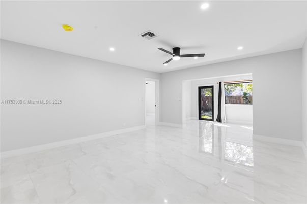 Empty room, Interior, Marble, Recessed Lighting