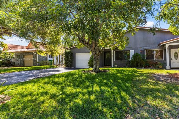 Backyard, Detached Garage, Exterior