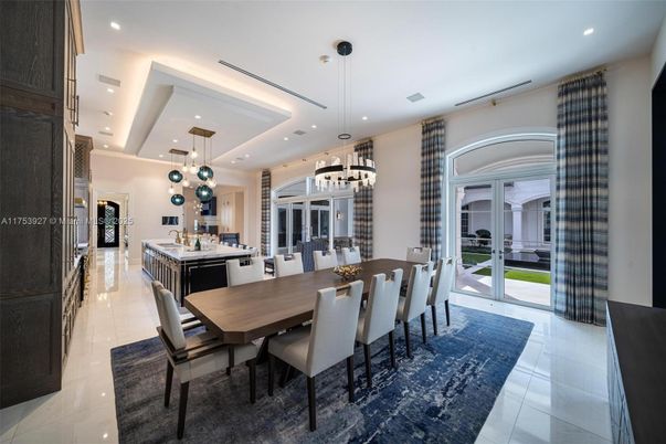 Dining room, Interior, Kitchen, Pendant Lights, Recessed Lighting