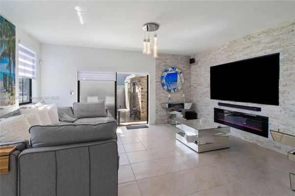 Fireplace, Interior, Living room, Pendant Lights, Stone Walls