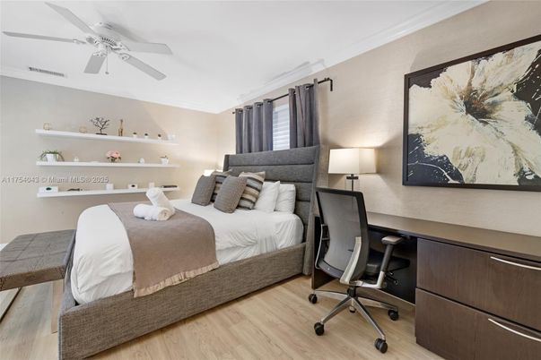 Bedroom, Home Office, Interior, Wood Texture Flooring