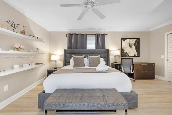 Bedroom, Home Office, Interior, Wood Texture Flooring