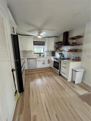 Interior, Kitchen, Wood Texture Flooring