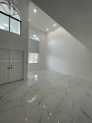 Empty room, Interior, Marble, Recessed Lighting