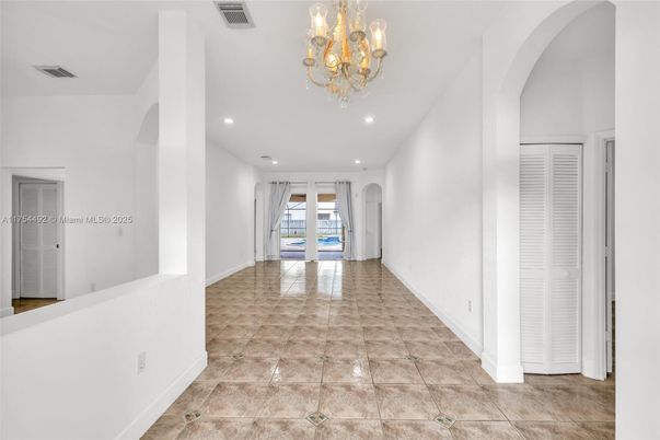 Chandelier, Interior, Recessed Lighting