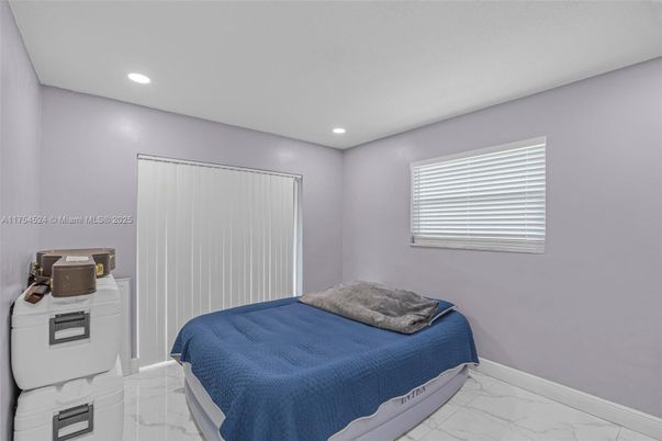 Bedroom, Interior, Marble, Recessed Lighting
