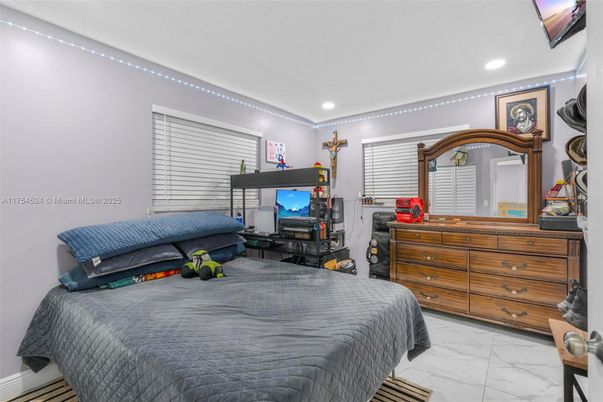 Bedroom, Interior, Marble, Recessed Lighting