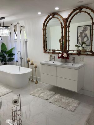 Bathroom, Dual Sink Vanities, Free Standing Baths, Interior, Marble, Recessed Lighting