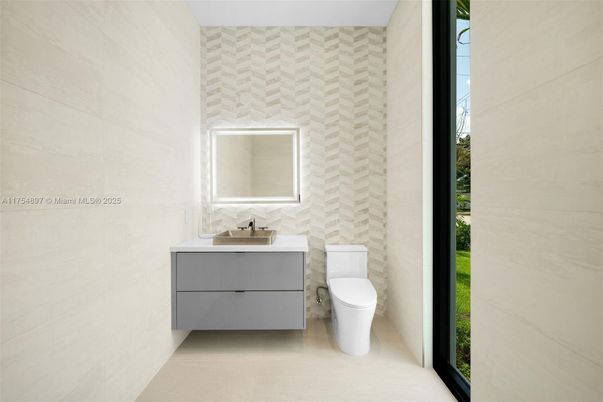Bathroom, Interior