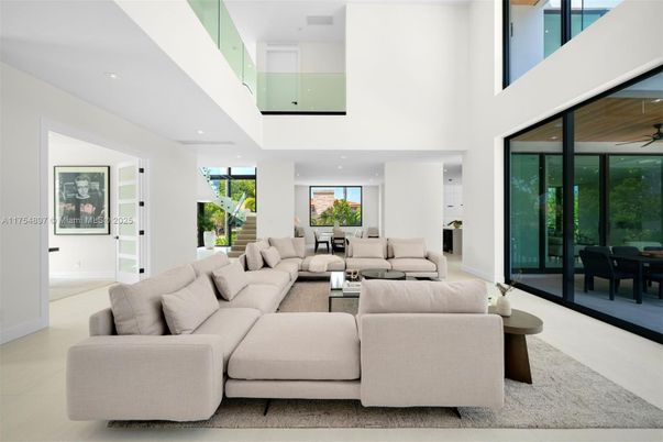 Dining room, Interior, Living room, Recessed Lighting