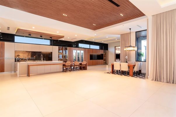 Dining room, Interior, Kitchen, Pendant Lights, Recessed Lighting, Wooden Ceilings