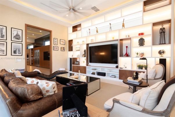 Interior, Living room