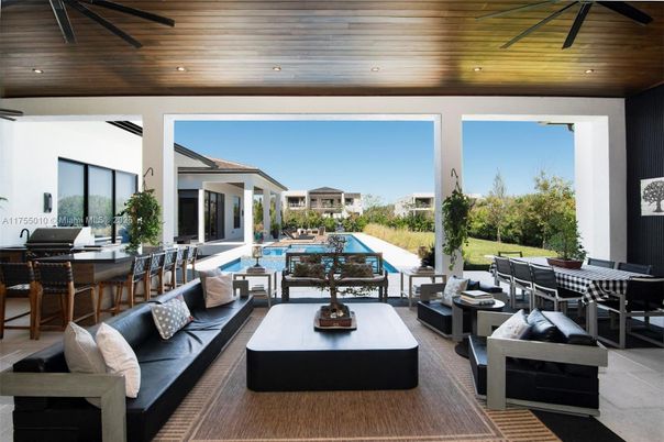 Exterior, Pool, Recessed Lighting