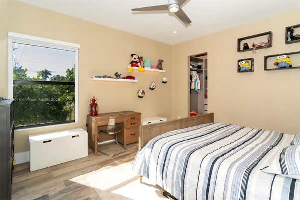 Bedroom, Home Office, Interior, Recessed Lighting, Wood Texture Flooring