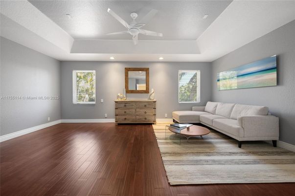 Interior, Living room, Recessed Lighting, Wood Texture Flooring