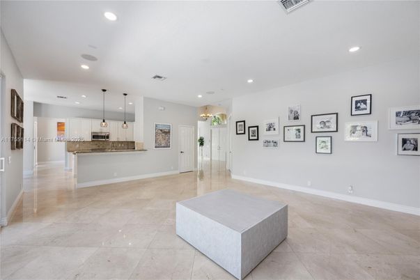 Empty room, Interior, Kitchen, Pendant Lights, Recessed Lighting