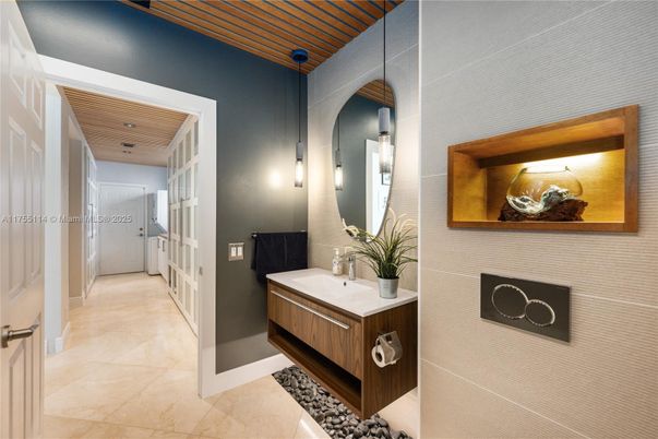 Bathroom, Interior
