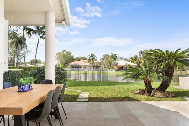 Backyard, Exterior, Water