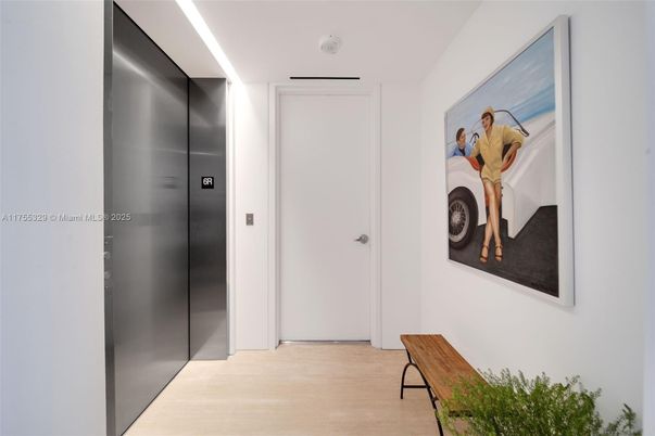 Elevator, Interior