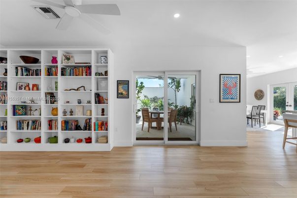 Dining room, Interior, Recessed Lighting, Wood Texture Flooring