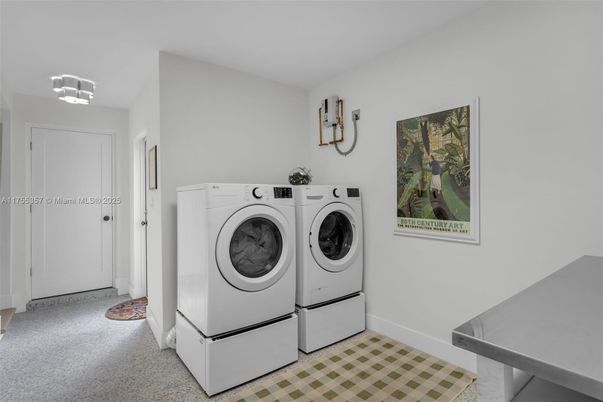 Interior, Washer