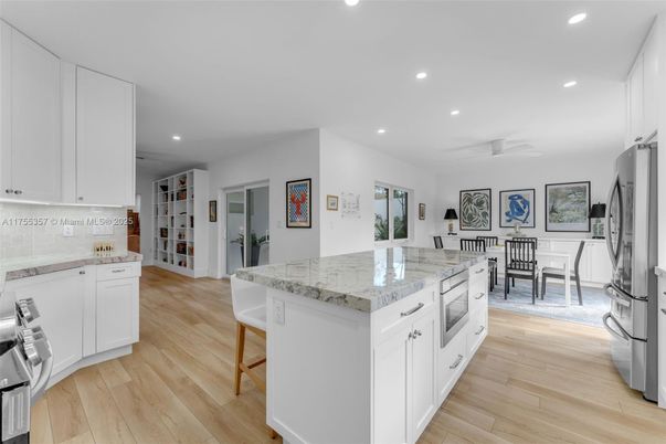 Dining room, Interior, Kitchen, Recessed Lighting, Wood Texture Flooring