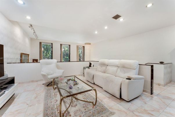 Interior, Living room, Marble, Recessed Lighting