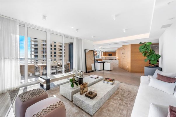 Dining room, Interior, Living room, Recessed Lighting