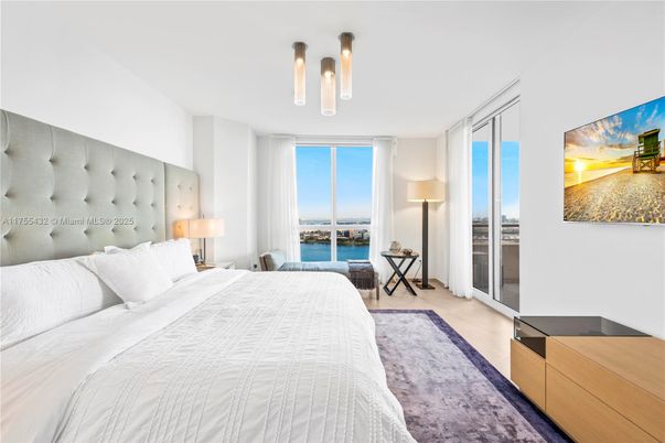 Bedroom, Interior, Water, Wood Texture Flooring