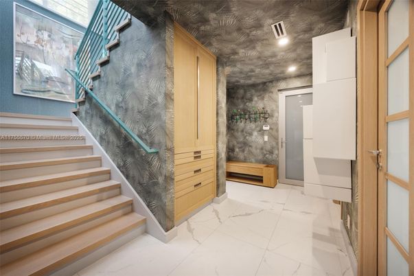 Interior, Marble, Recessed Lighting