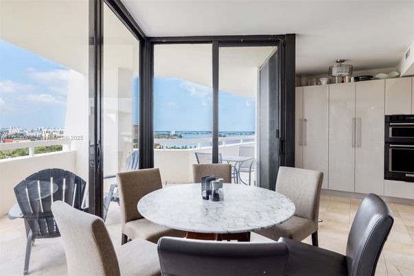 Dining room, Interior, Kitchen, Water