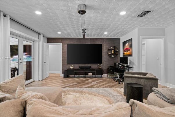 Interior, Living room, Recessed Lighting, Wood Texture Flooring