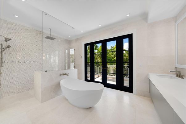 Bathroom, Free Standing Baths, Glass Shower, Interior, Recessed Lighting
