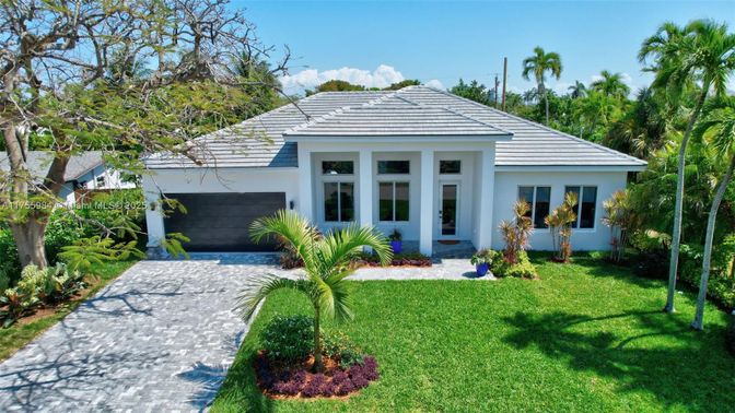 Attached, Backyard, Exterior, Facade, Ranch