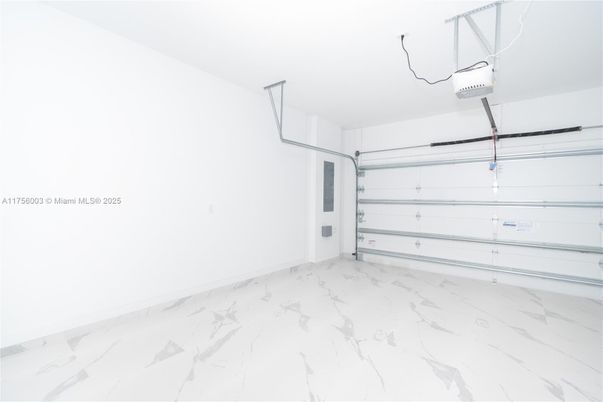 Garage, Interior, Marble