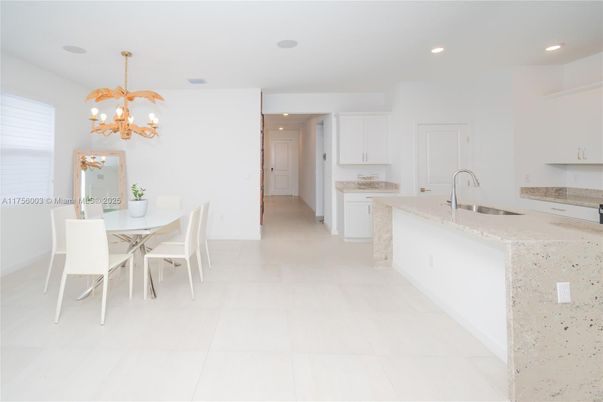 Chandelier, Dining room, Interior, Kitchen, Recessed Lighting