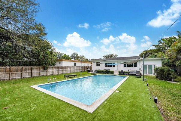Backyard, Exterior, Pool