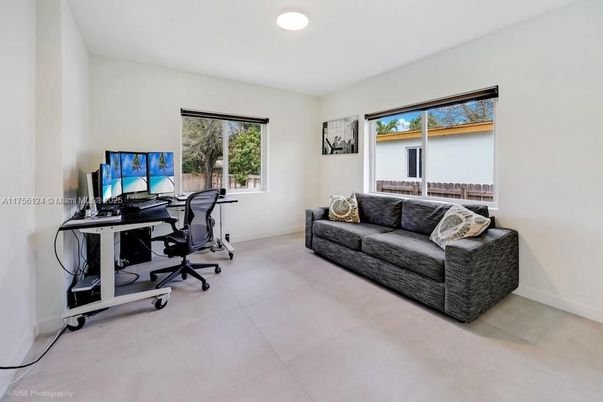 Home Office, Interior, Recessed Lighting