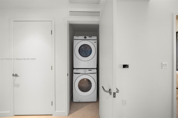 Interior, Utility Closets, Washer