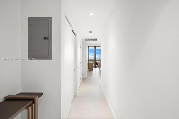 Interior, Recessed Lighting