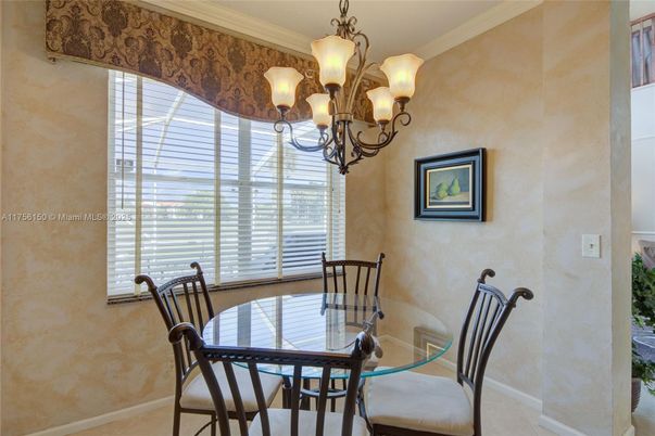 Chandelier, Dining room, Interior