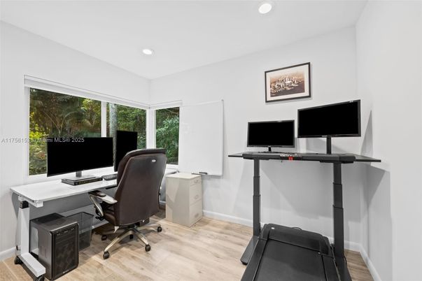 Home Office, Interior, Recessed Lighting, Wood Texture Flooring