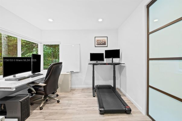 Home Office, Interior, Recessed Lighting, Wood Texture Flooring