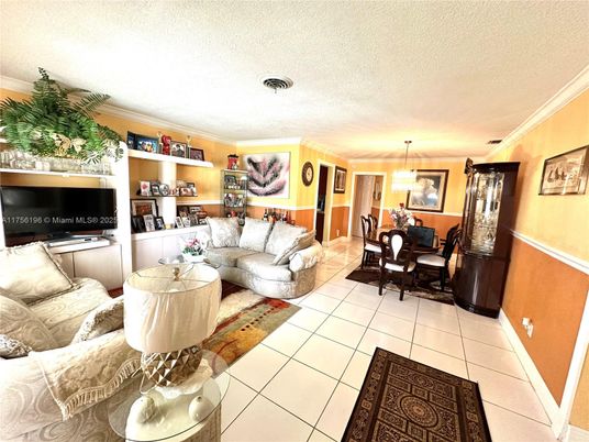 Dining room, Interior, Living room, Pendant Lights