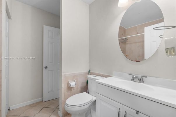 Bathroom, Interior