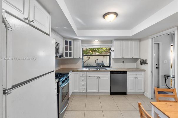 Interior, Kitchen, Stainless Steel Appliances