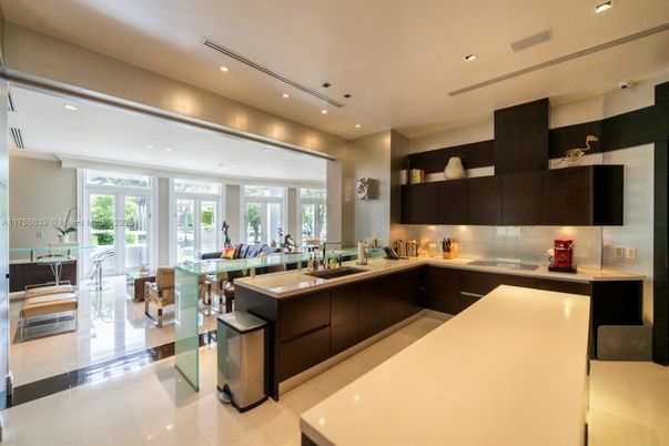Dining room, Interior, Kitchen, Recessed Lighting