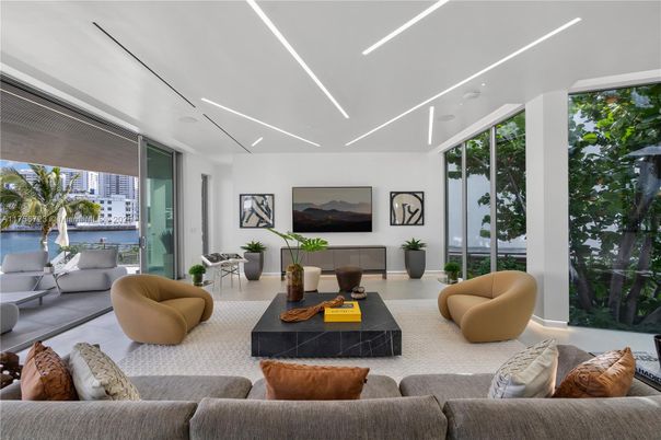 Interior, Living room, Recessed Lighting, Water
