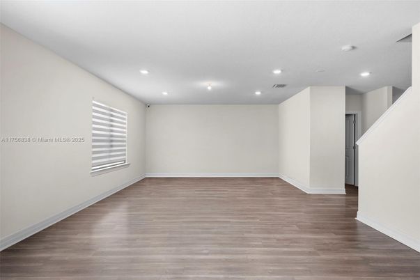 Empty room, Interior, Recessed Lighting, Wood Texture Flooring