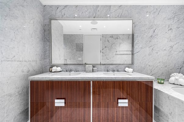 Bathroom, Dual Sink Vanities, Interior, Marble Walls